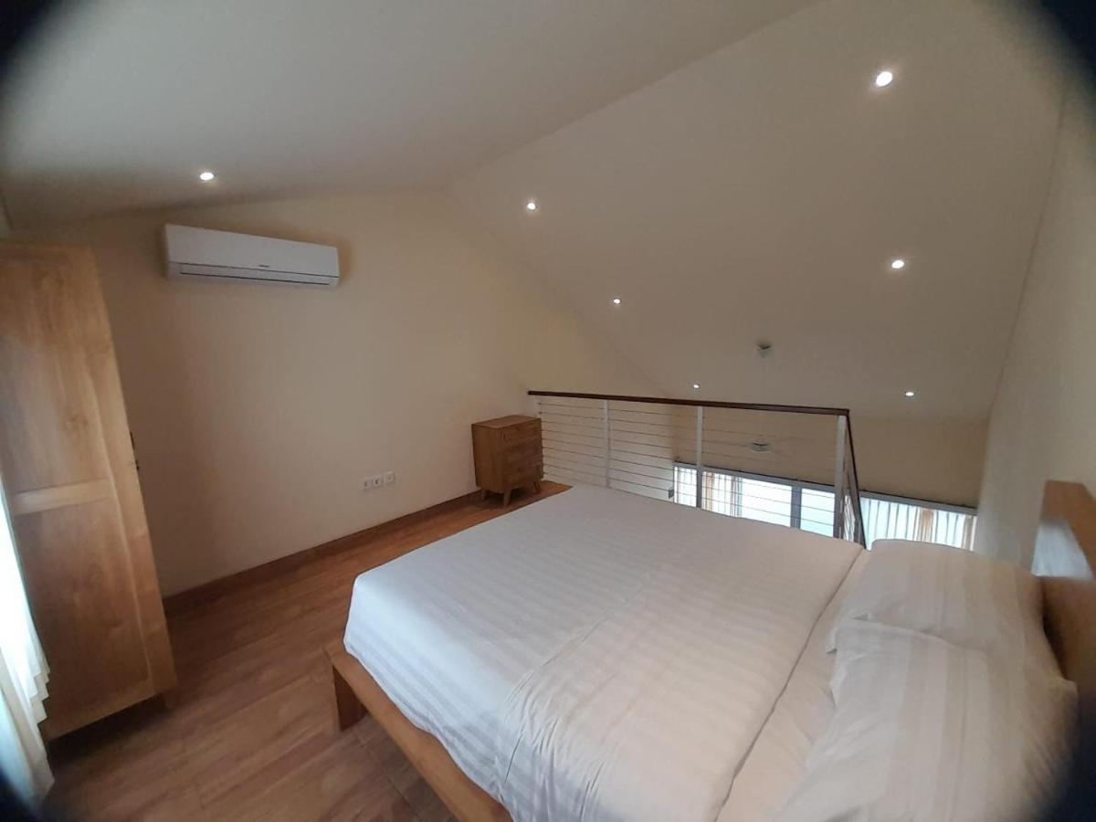 Lotus Lofts Seminyak Apartamento Exterior foto